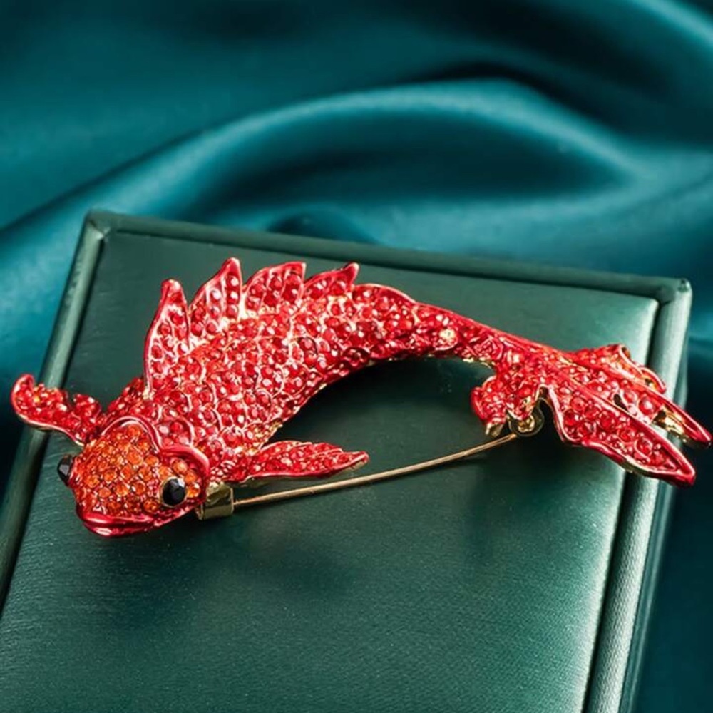 Betsey Johnson Red Crystal Carp Fish Brooch - Picture 15 of 16